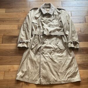 Vtg Alberto Peruzzi trench coat Sz 46 R